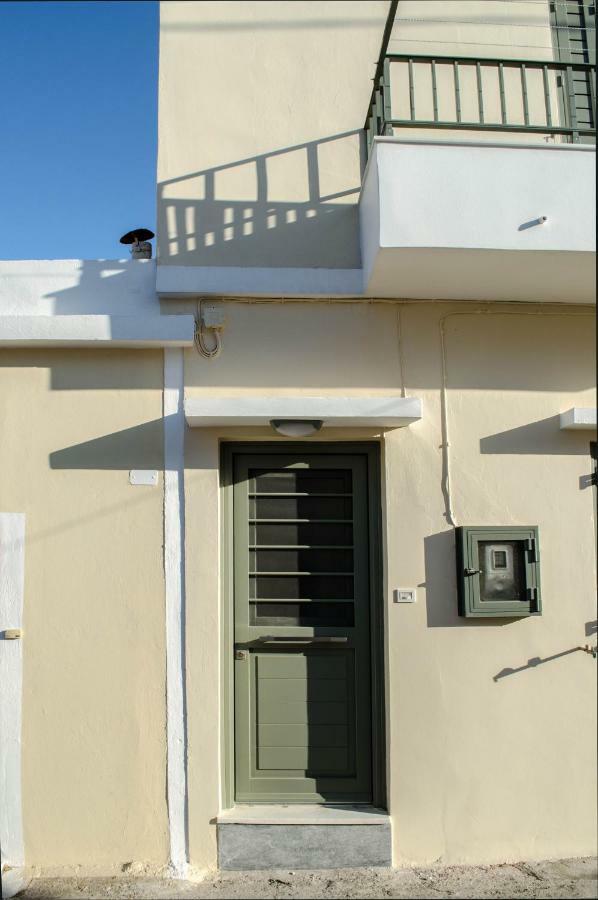 City Apartment Ermoupoli Exterior photo